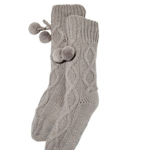 Muk LUKS gray cabin socks